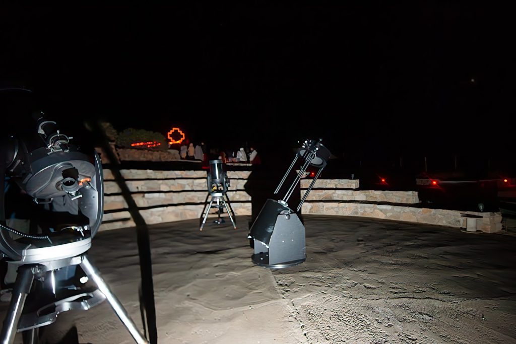Telescopios en el espacio de observación Machukuna